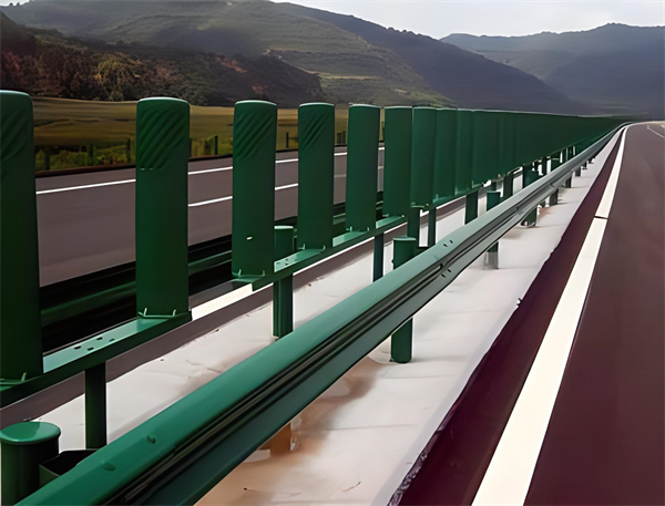 上海三波护栏板在高速公路的应用
